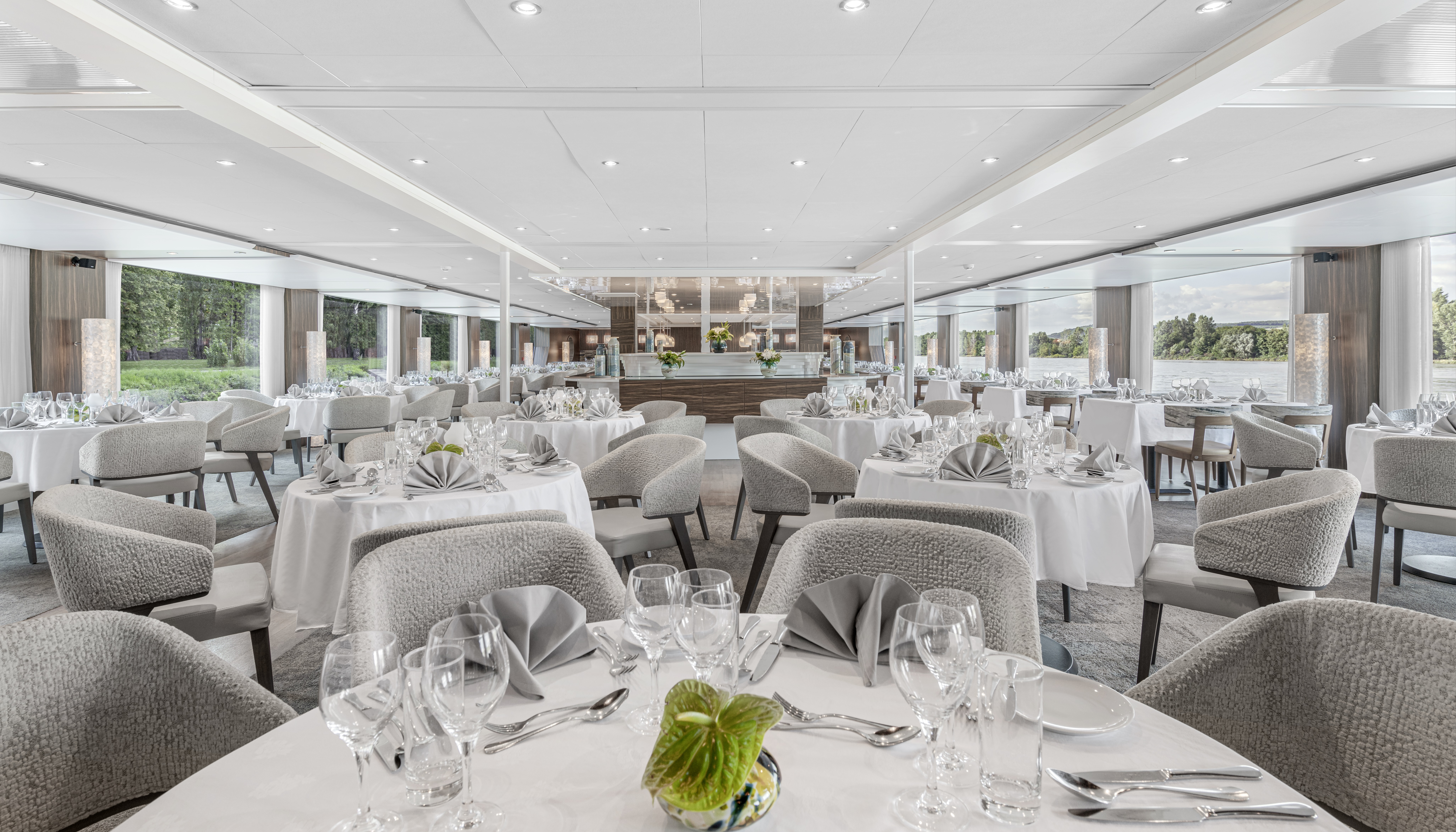 AMADEUS Queen Restaurant 1 ©Lueftner Cruises Amadeus Alexander Haiden.jpg